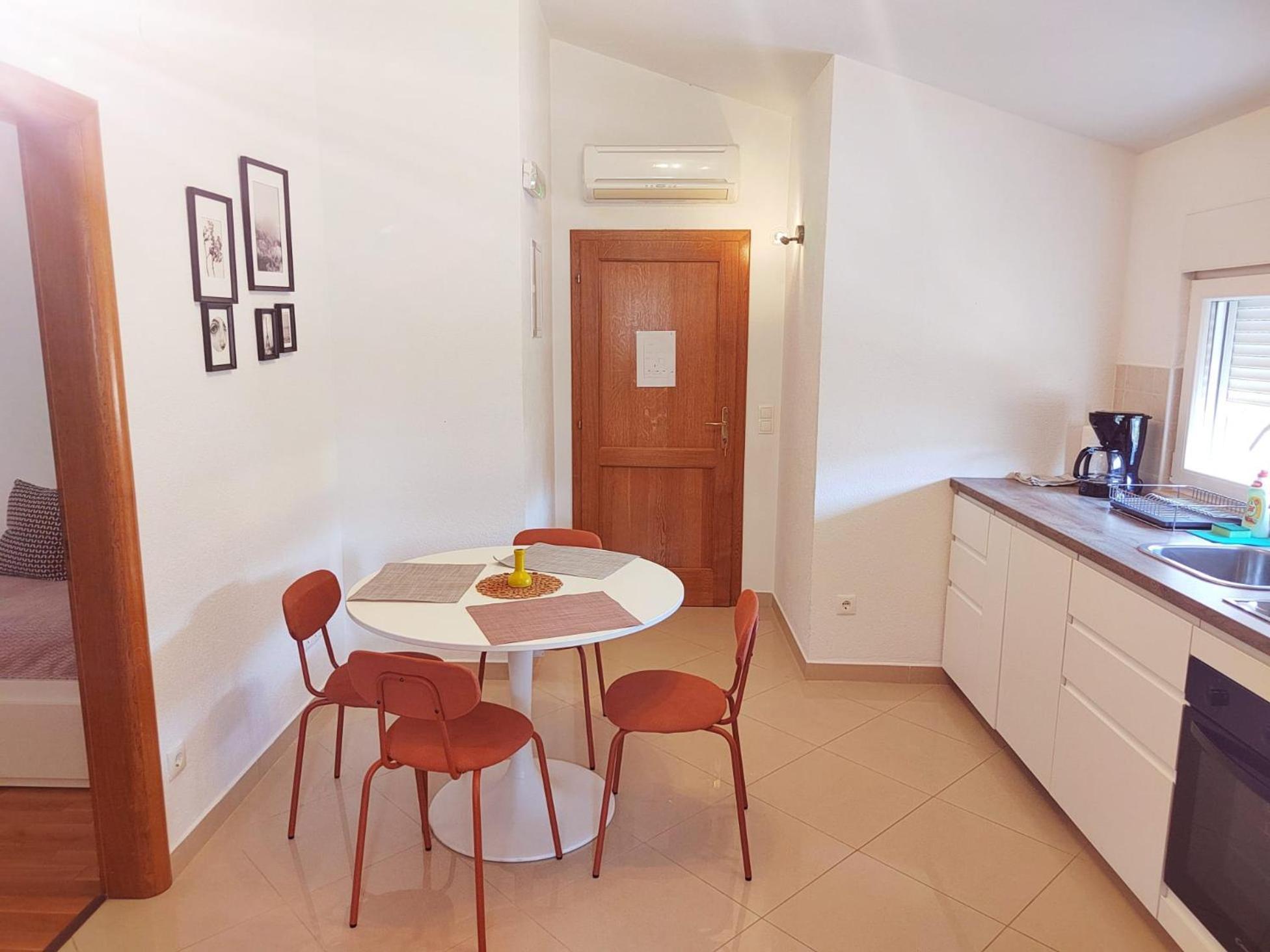 T&T Sea View Apartments Trogir Exterior photo